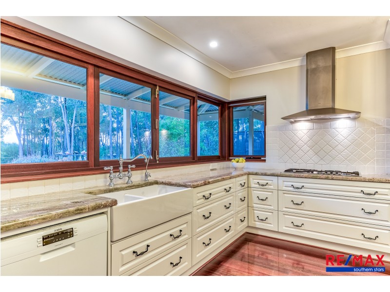 240 Kalang Place, Mundaring WA 6073