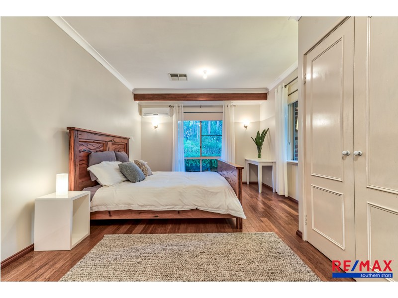 240 Kalang Place, Mundaring WA 6073