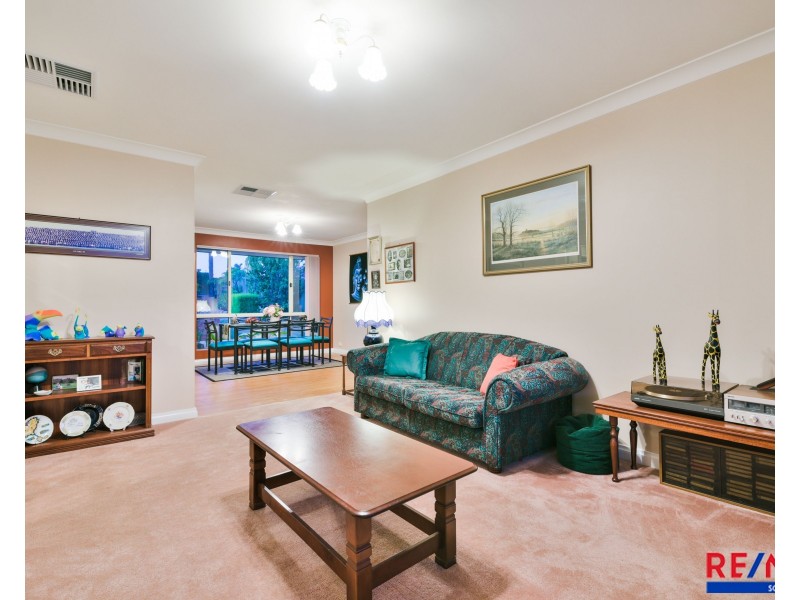33 Fern Leaf Court, Leeming WA 6149