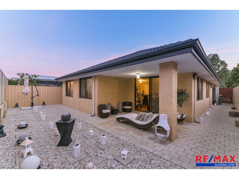 54 Kalari Drive, Wattle Grove WA 6107