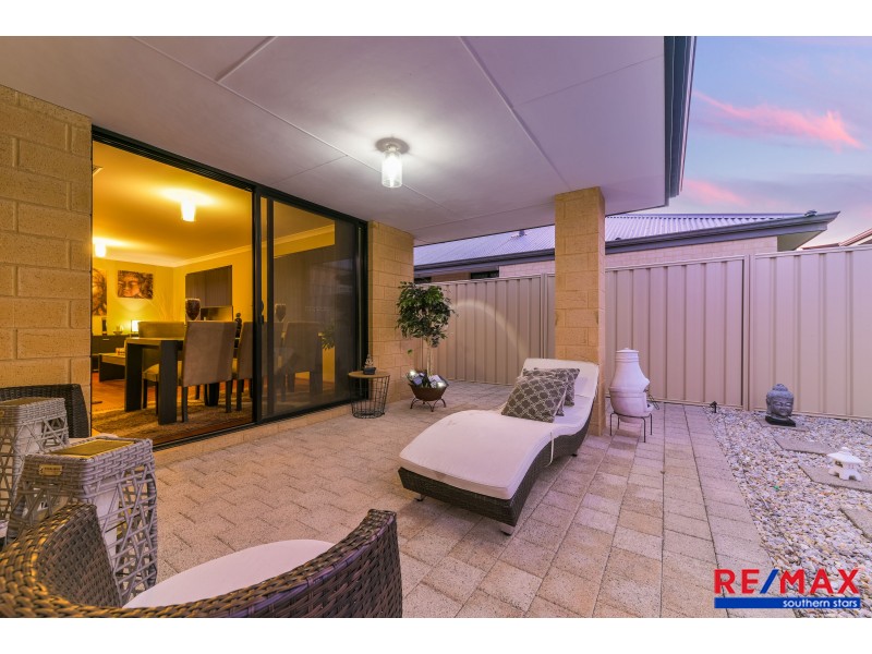 54 Kalari Drive, Wattle Grove WA 6107