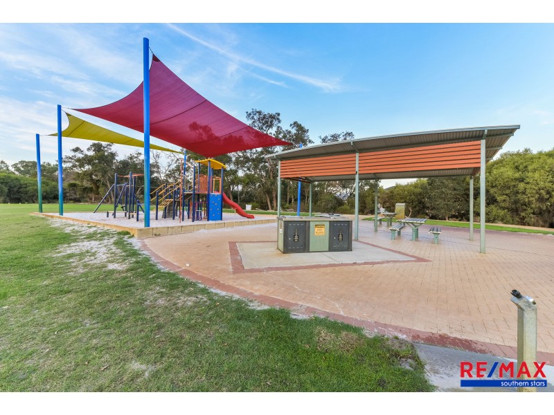 54 Kalari Drive, Wattle Grove WA 6107