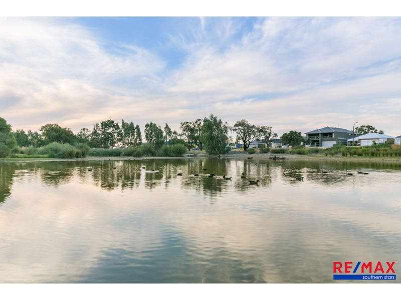 54 Kalari Drive, Wattle Grove WA 6107