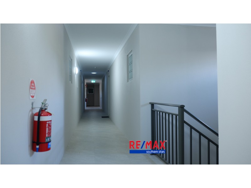 6/4 Central Terrace, Beckenham WA 6107