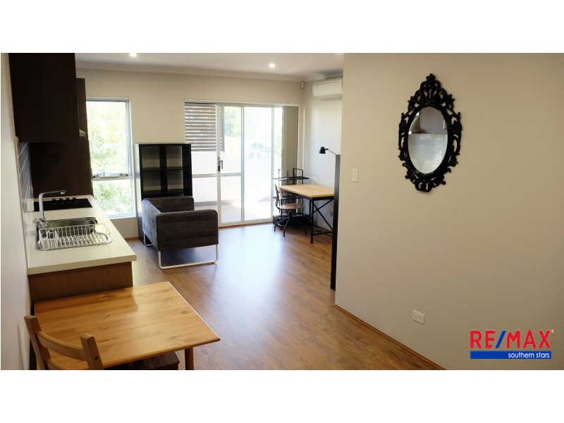 6/4 Central Terrace, Beckenham WA 6107