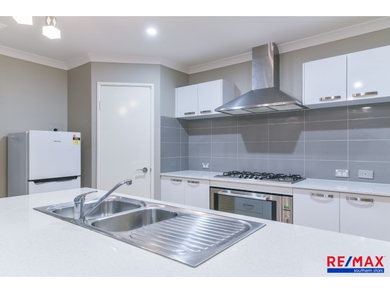 87 Monticello Parkway, Piara Waters WA 6112