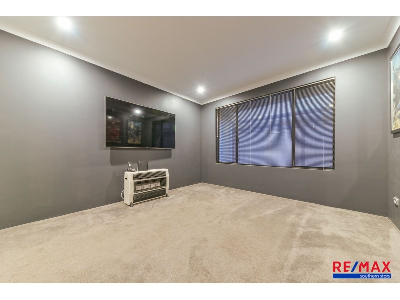 87 Monticello Parkway, Piara Waters WA 6112