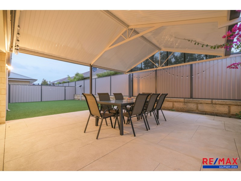 87 Monticello Parkway, Piara Waters WA 6112