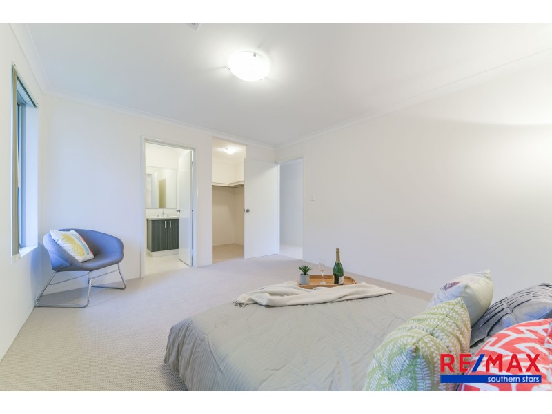 2/337 Wharf Street, Queens Park WA 6107