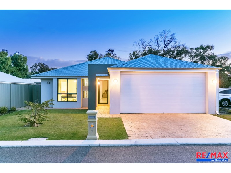 7/11 Brookland Street, Beckenham WA 6107