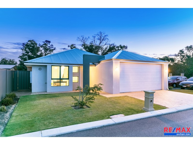 7/11 Brookland Street, Beckenham WA 6107