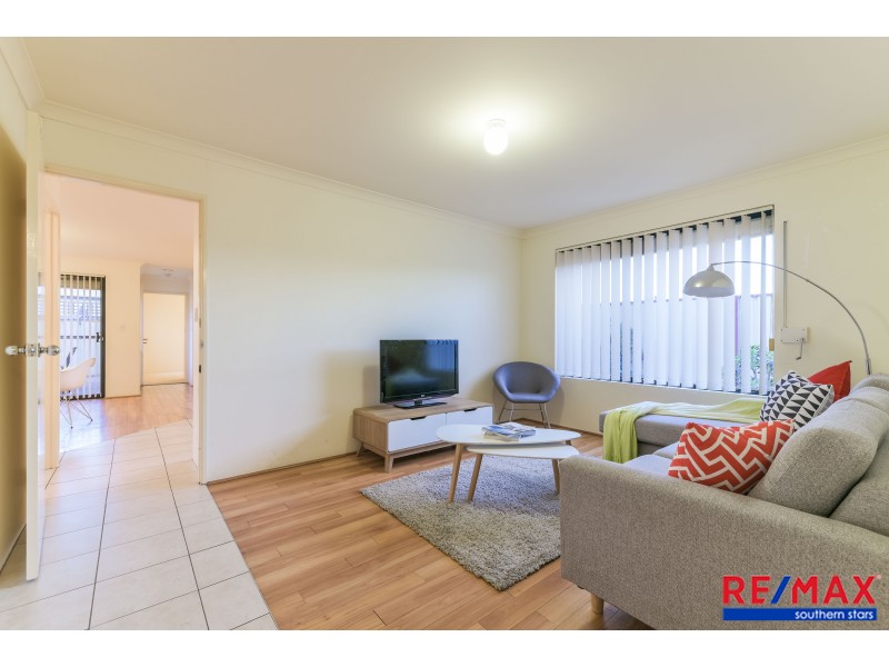 8/161 Sevenoaks Street, Cannington WA 6107