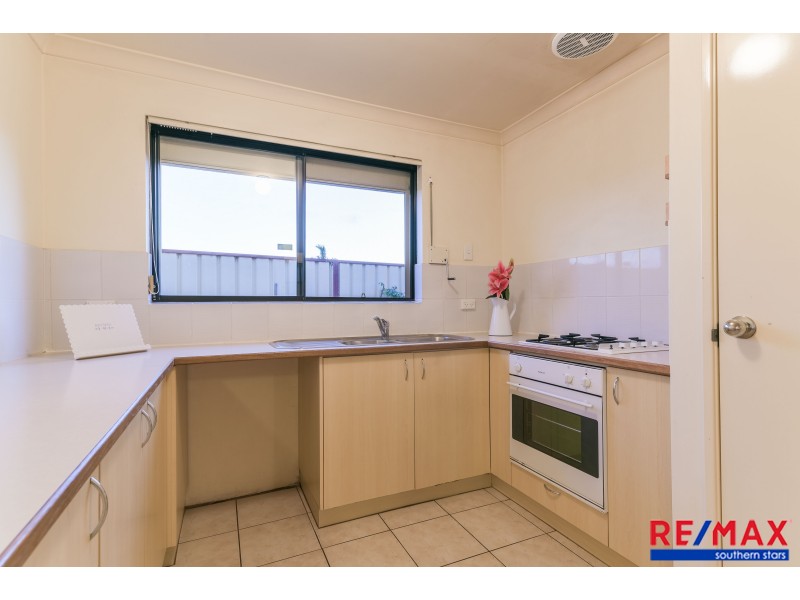 8/161 Sevenoaks Street, Cannington WA 6107