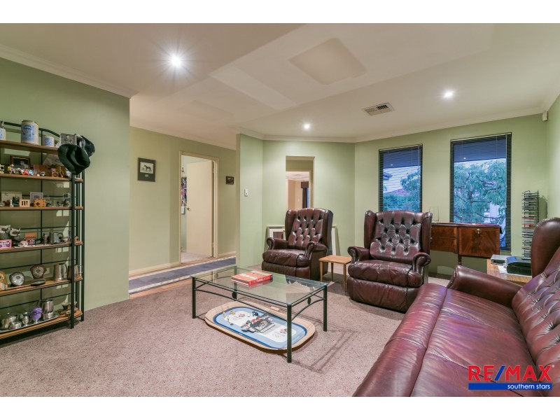 36 Woodside Loop, Beckenham WA 6107