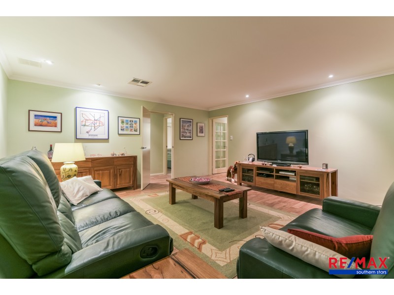 36 Woodside Loop, Beckenham WA 6107