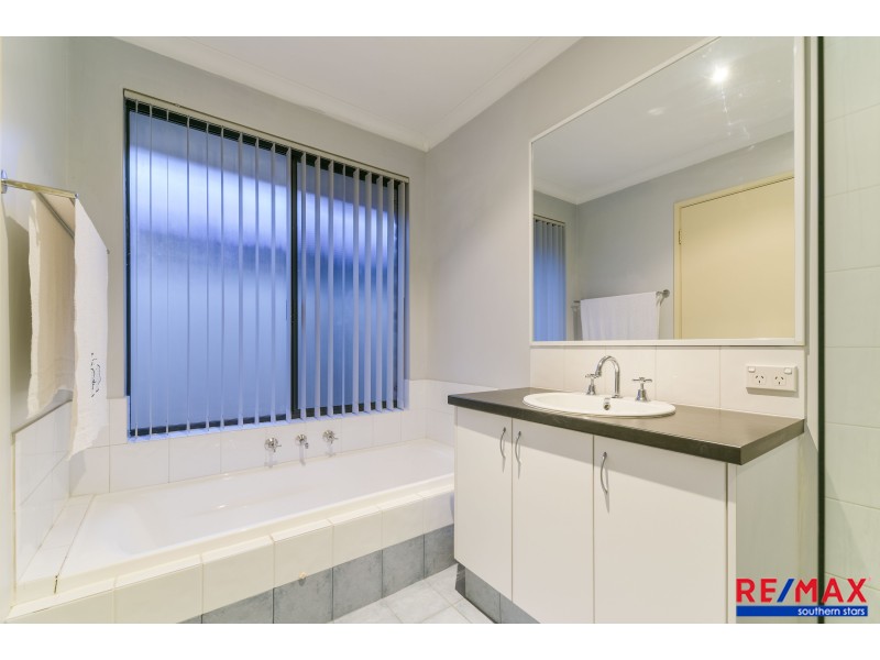 36 Woodside Loop, Beckenham WA 6107