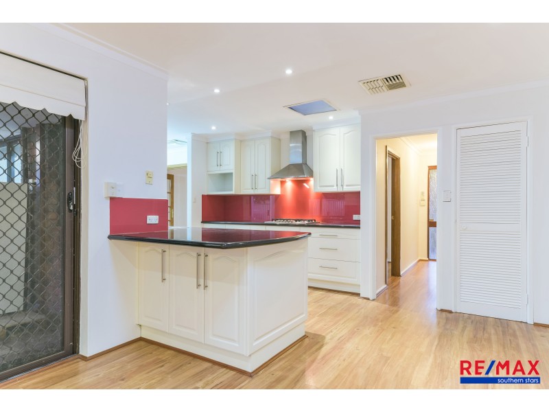 6 Wilts Place, Leeming WA 6149