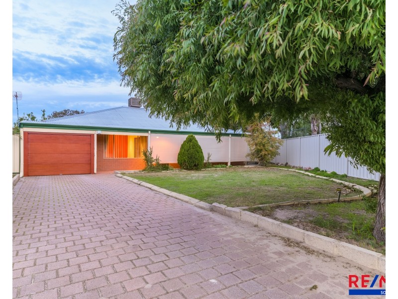 5 Skytown Place, Queens Park WA 6107