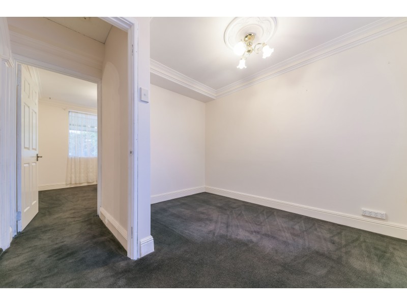 6 Ash Court, Armadale WA 6112