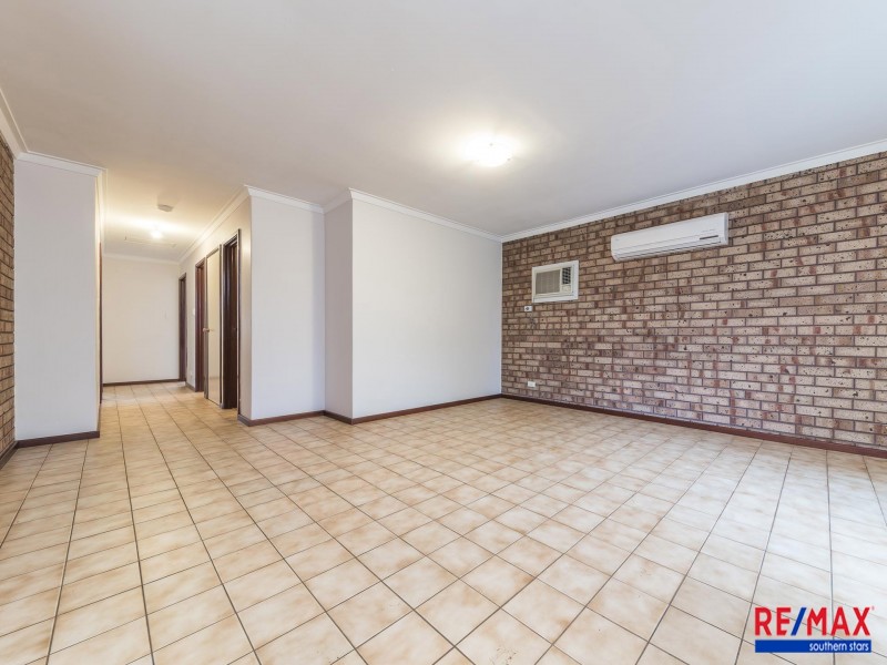 2/52 George Way, Cannington WA 6107