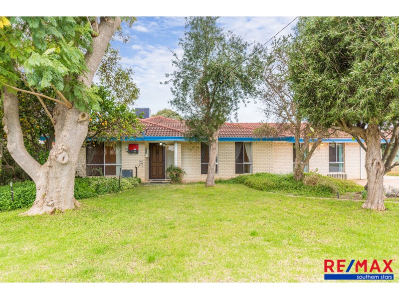 10 Junee Place, Armadale WA 6112