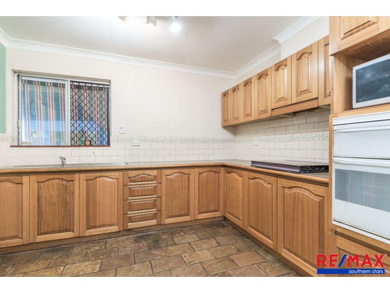 10 Junee Place, Armadale WA 6112