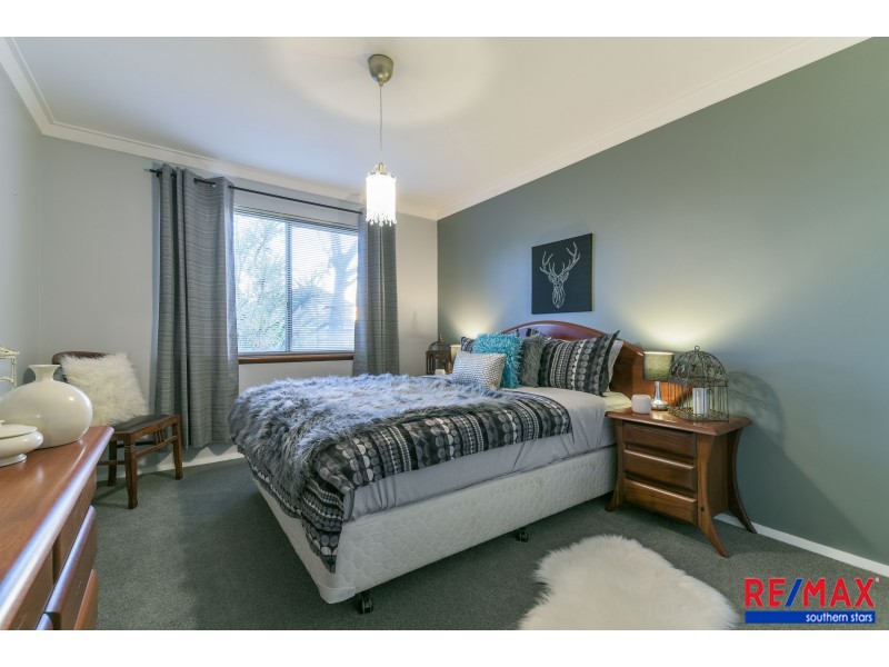 2 Galvin Court, Leeming WA 6149