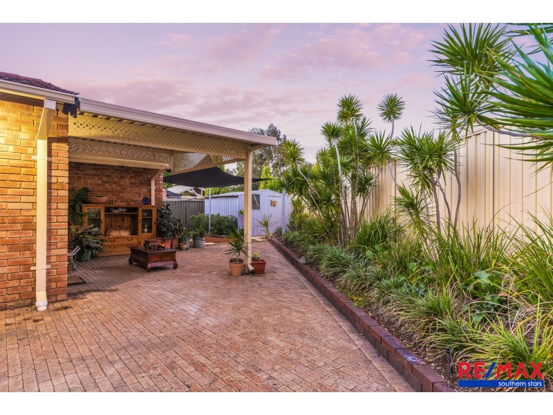 2 Galvin Court, Leeming WA 6149