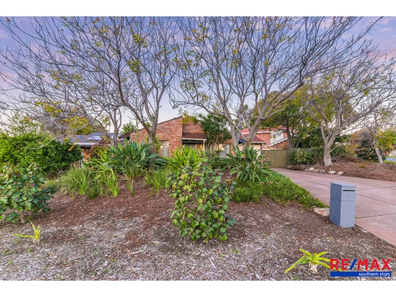 2 Galvin Court, Leeming WA 6149