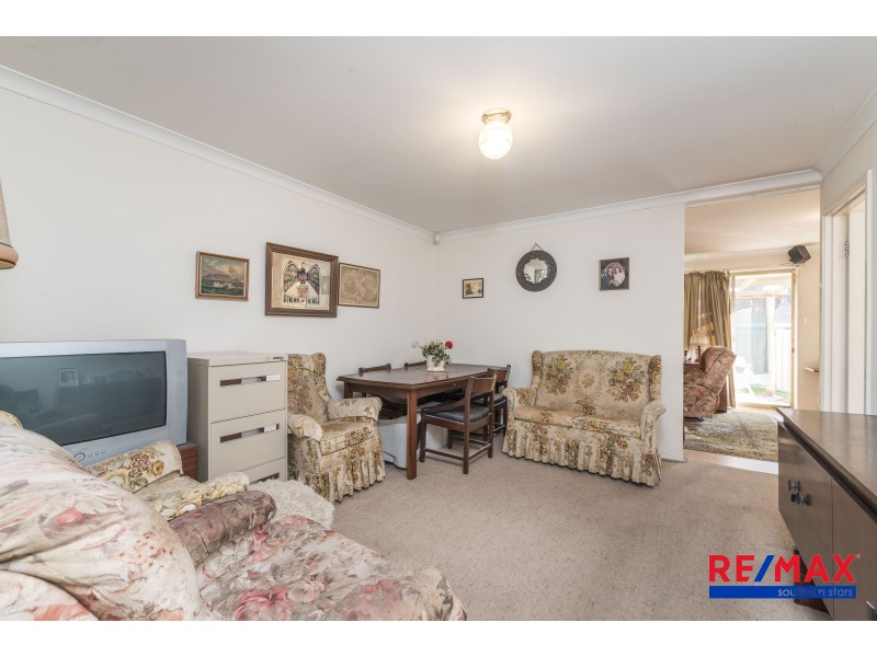 5a Kingham Place, Seville Grove WA 6112