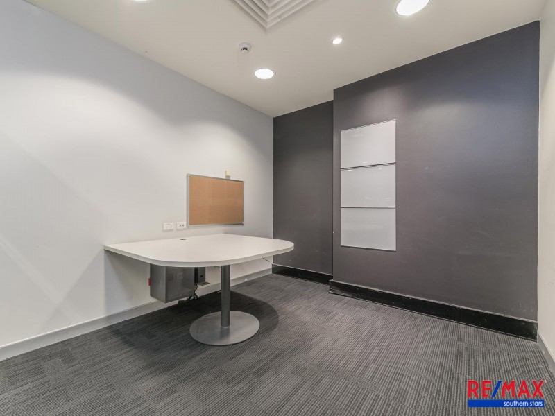 1/20 Cecil Ave, Cannington WA 6107