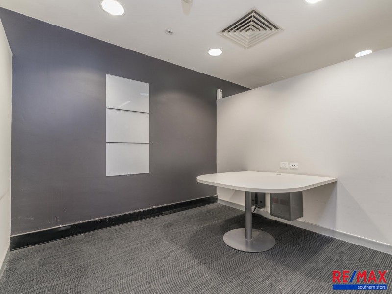 1/20 Cecil Ave, Cannington WA 6107