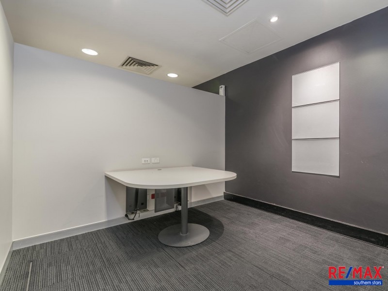 1/20 Cecil Ave, Cannington WA 6107