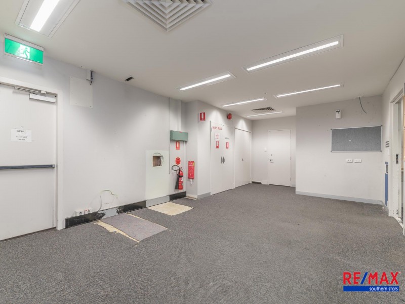 1/20 Cecil Ave, Cannington WA 6107