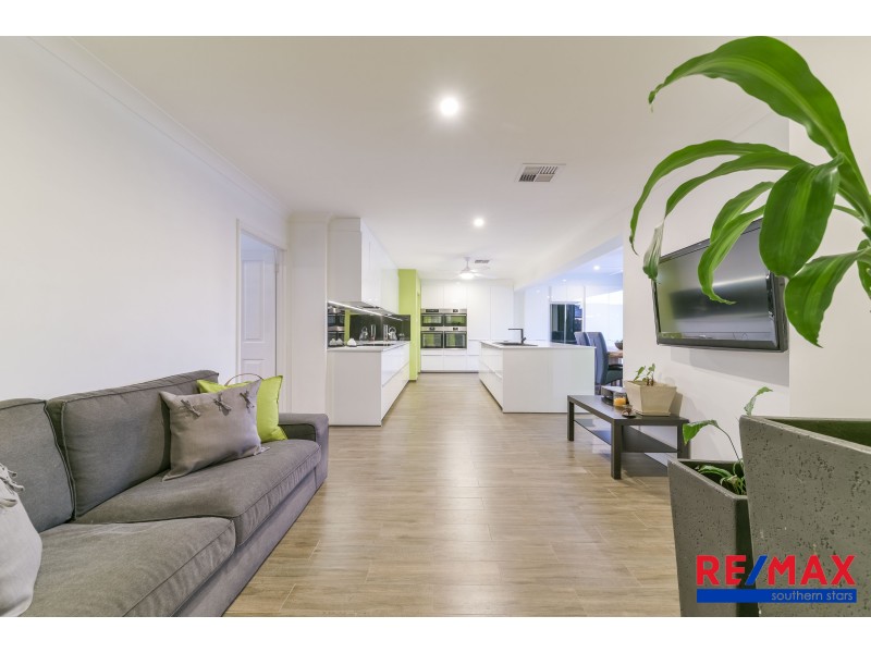 49 Burnett Avenue, Leeming WA 6149