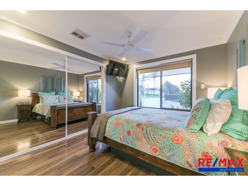 49 Burnett Avenue, Leeming WA 6149