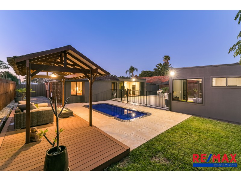 49 Burnett Avenue, Leeming WA 6149