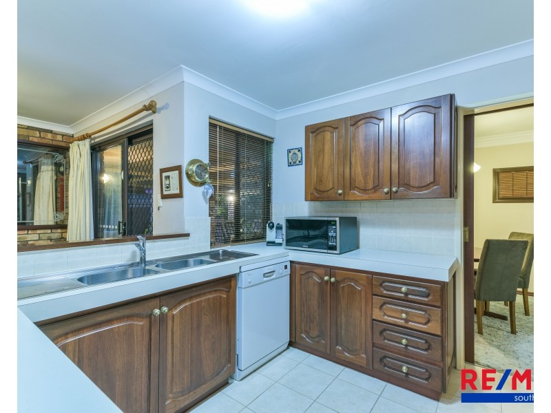 14 Blenny Close, Cannington WA 6107