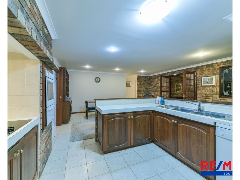 14 Blenny Close, Cannington WA 6107