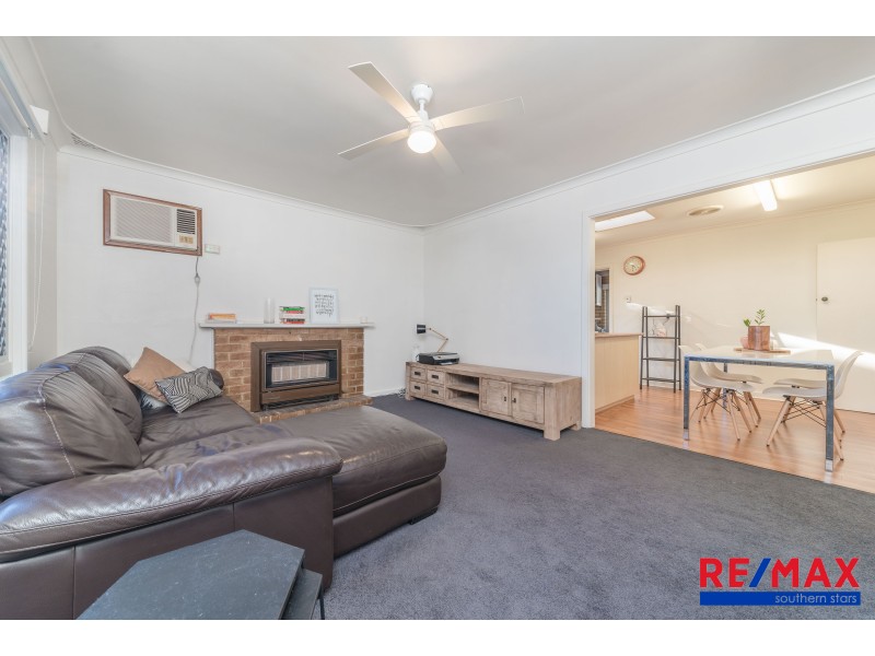 27 Pontiac Avenue, Cloverdale WA 6105
