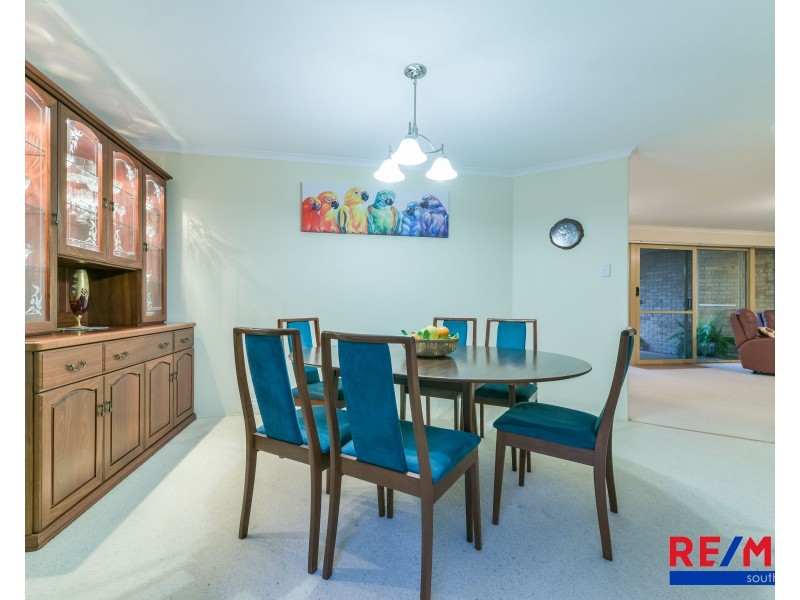 2 Vines Court, Leeming WA 6149