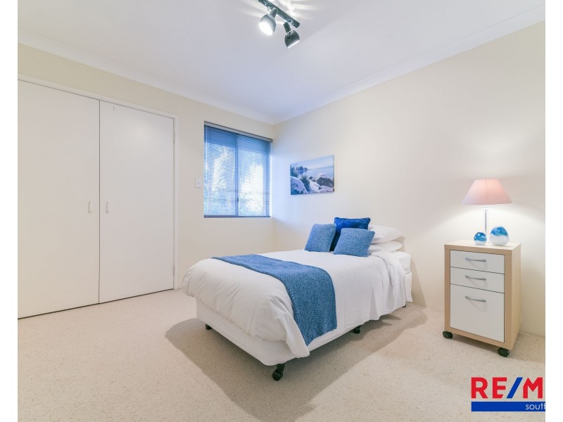2 Vines Court, Leeming WA 6149
