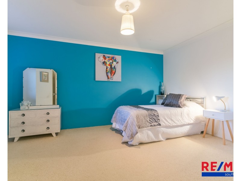 2 Vines Court, Leeming WA 6149