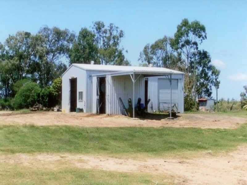 Moore Park Beach QLD 4670