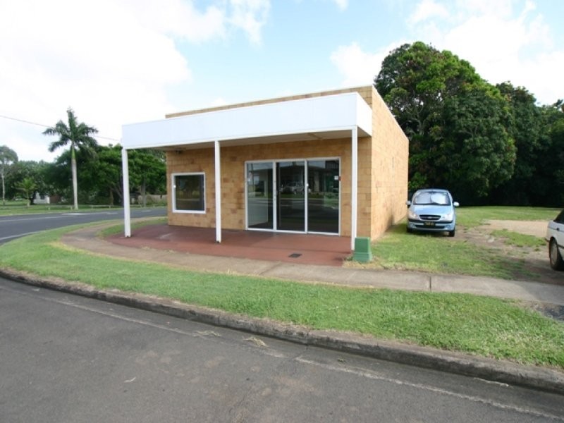 39 Zunker Street, Burnett Heads QLD 4670
