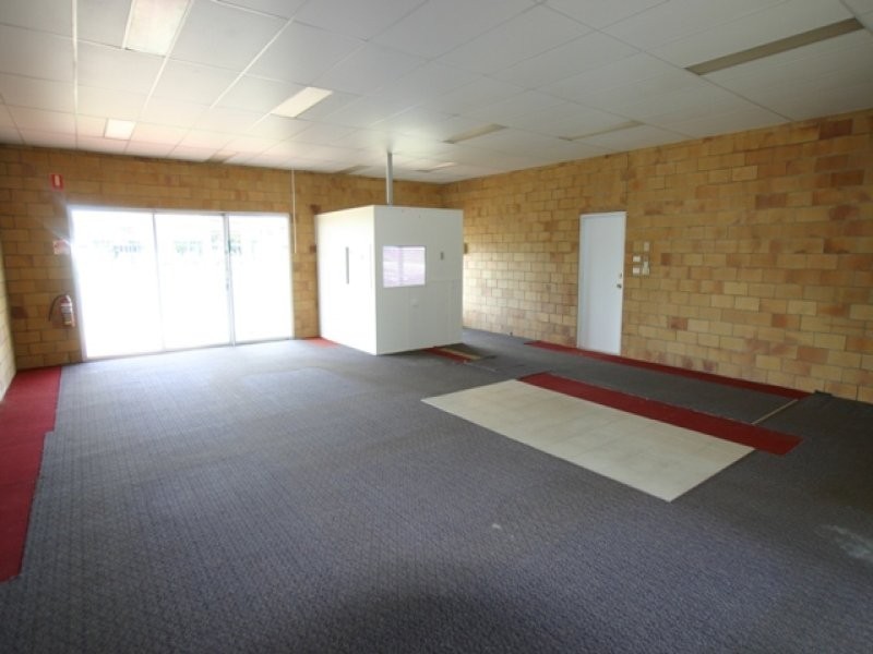 39 Zunker Street, Burnett Heads QLD 4670