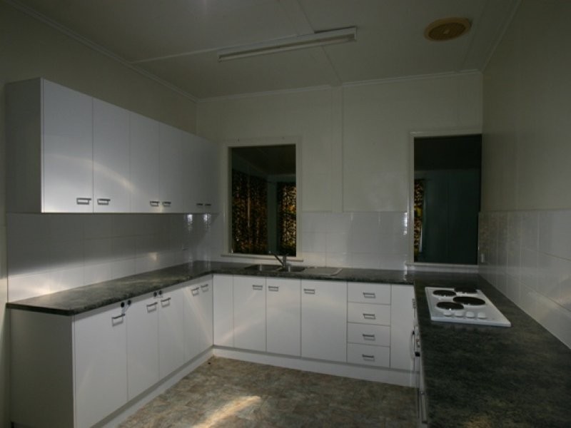 Alloway QLD 4670