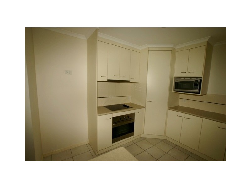 1/24 Nielsen Avenue, Burnett Heads QLD 4670