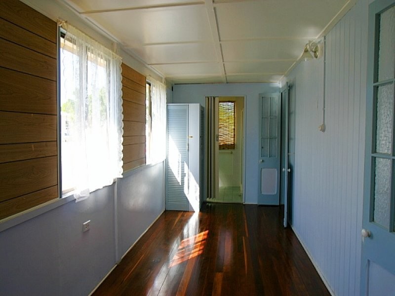 Walkervale QLD 4670