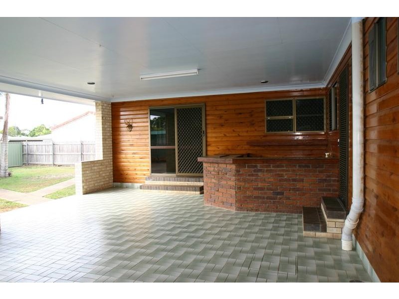Avenell Heights QLD 4670